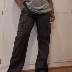 Black Wrangler Cargos (Men’s)